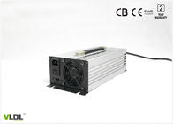 Il CA a CC ha sigillato il caricatore della batteria al piombo, caricatore del portatile 24V 45A con l'esposizione di LED