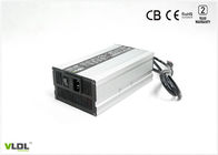 Il caricabatteria d'argento nero 12V 25A di Smart e del portatile per litio e la batteria di SLA imballa