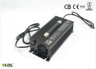 Il caricabatteria caricantesi veloce astuto 30A, caricabatteria di 48V AGM per la batteria LiFePO4 imballa