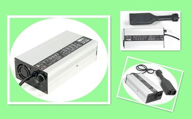 Caricabatteria astuto 24 volt 7 amp per i motorini elettrici di mobilità di potenza della batteria di SLA/di Li