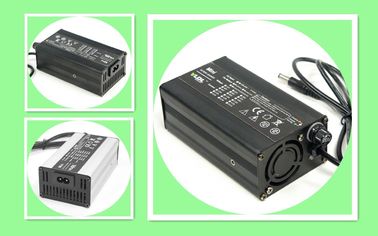 Caricarsi automatico e veloce del caricatore dell'Accumulatore litio-ione di Smart 24V 2A